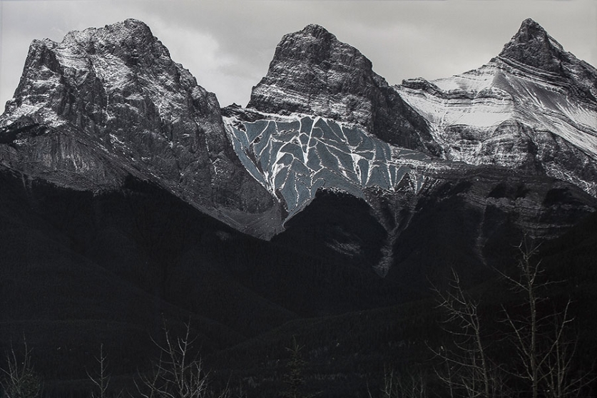 http://www.store.mirunadragan.com/files/gimgs/th-12_Dragan11_TheMountainsAreMirrors6-web.jpg